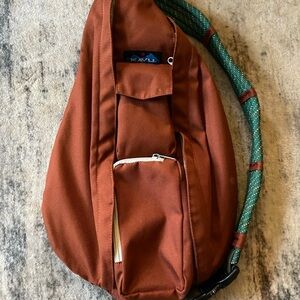 Kavu Rust and Green Belt Bag